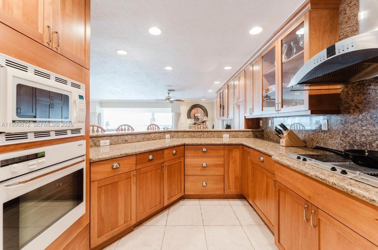 3090 NE 48th St , Unit 7, Fort Lauderdale, FL 33308 Photo