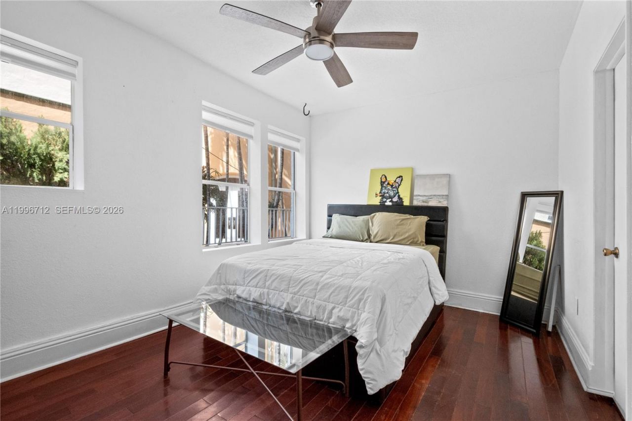 1027 Pennsylvania Ave, Unit 102, Miami Beach, FL 33139 Photo