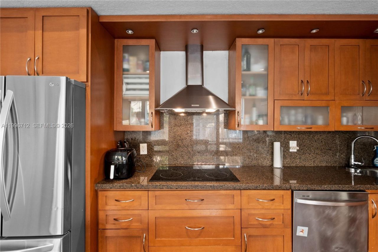 1027 Pennsylvania Ave, Unit 102, Miami Beach, FL 33139 Photo