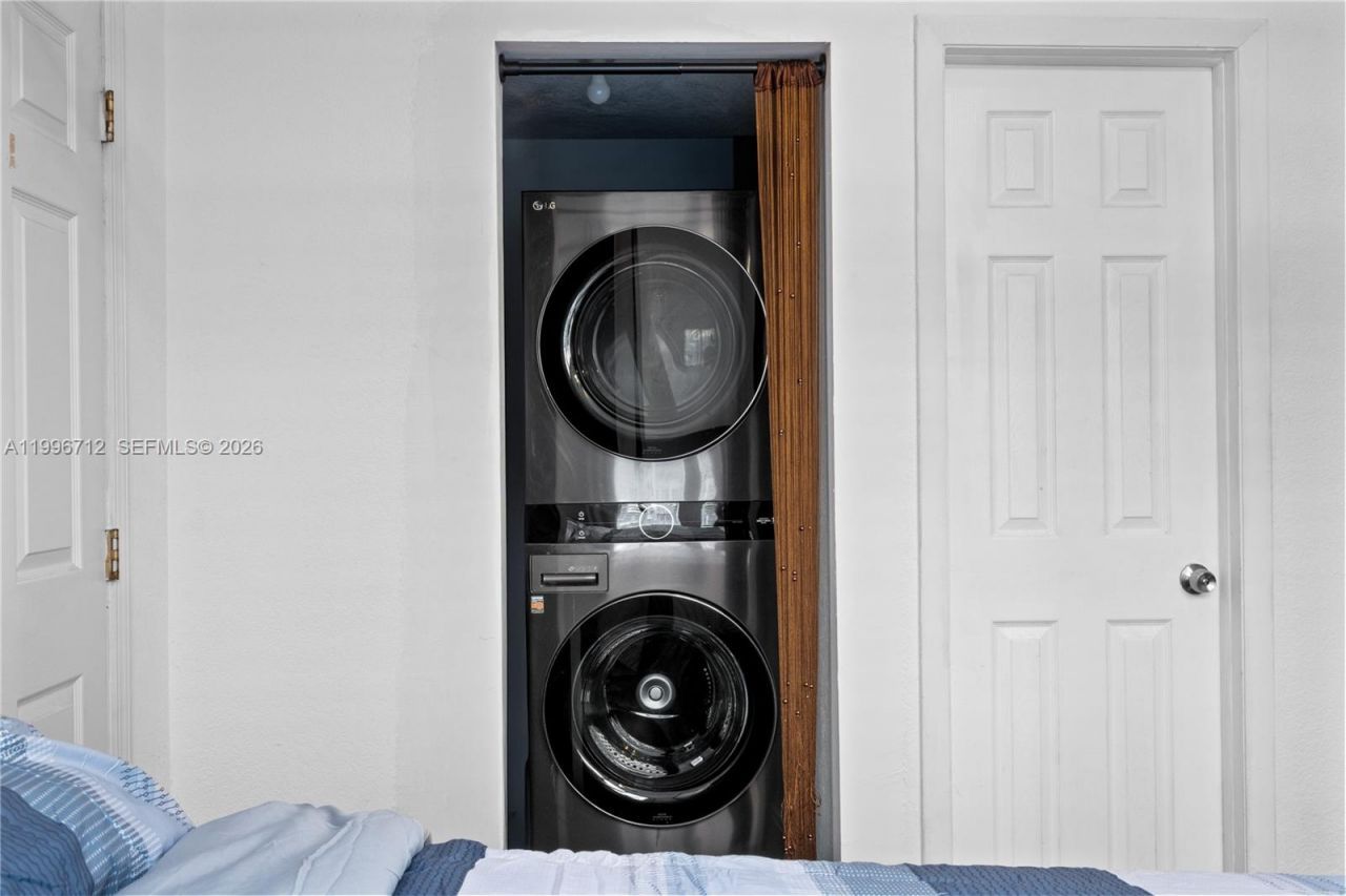 1027 Pennsylvania Ave, Unit 102, Miami Beach, FL 33139 Photo