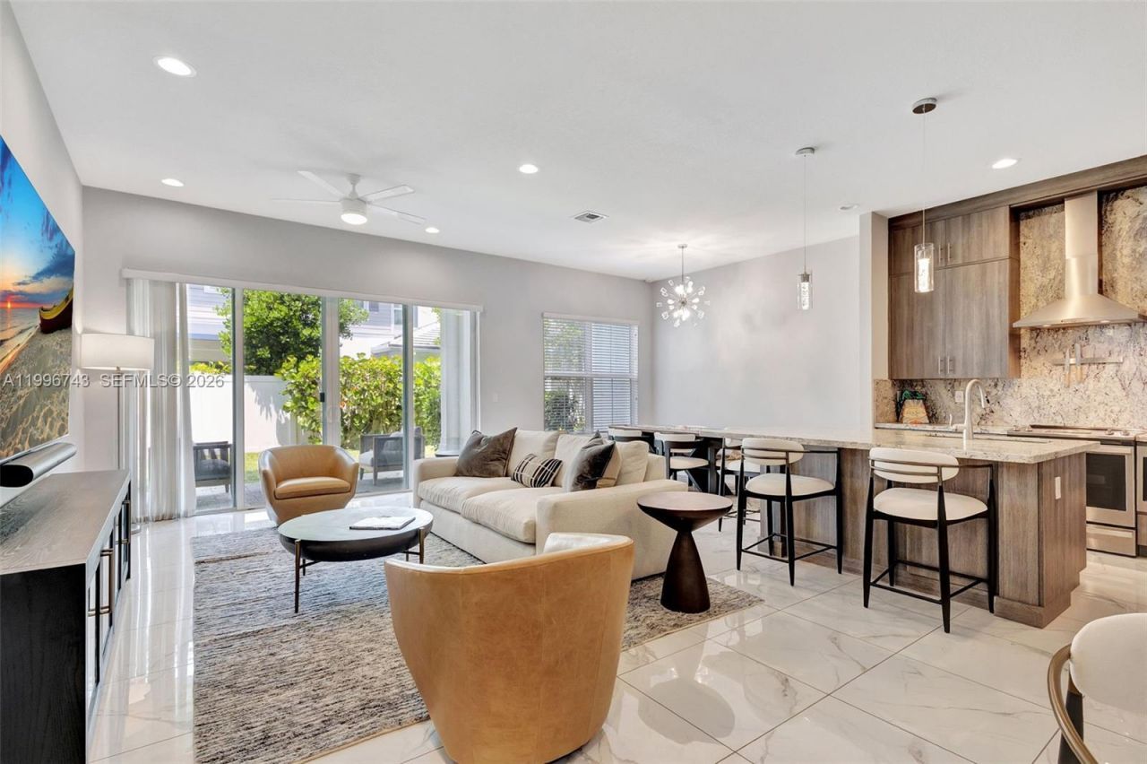 4921 Pointe Midtown Way , Palm Beach Gardens, FL 33418 Photo