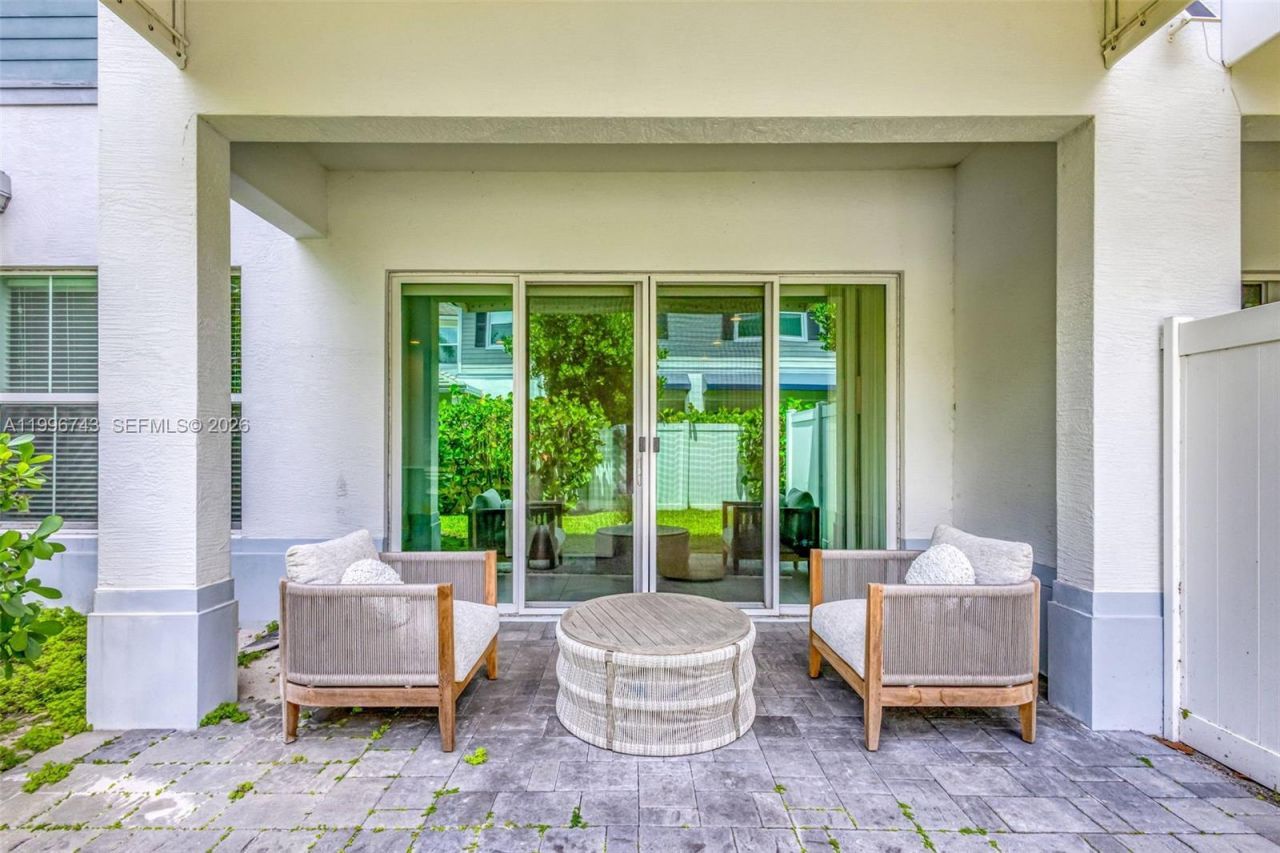 4921 Pointe Midtown Way , Palm Beach Gardens, FL 33418 Photo