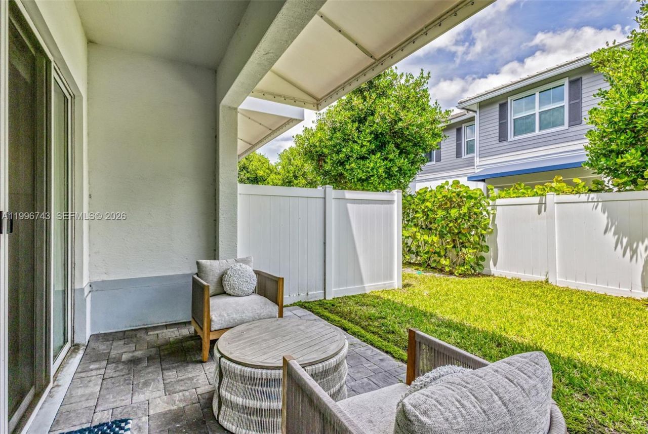 4921 Pointe Midtown Way , Palm Beach Gardens, FL 33418 Photo