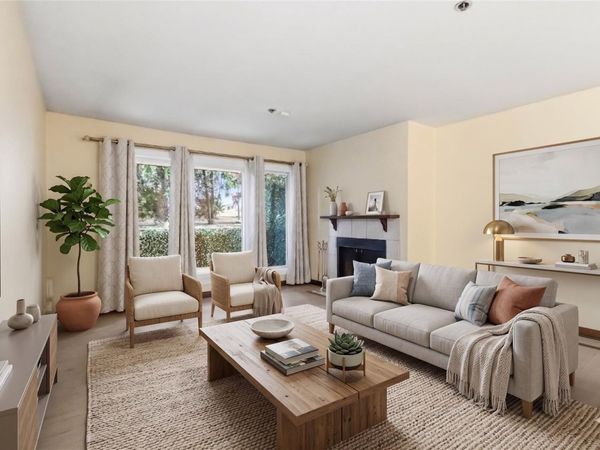 1619 Morrison St, Unit #106, Victoria, BC V8R 6R8