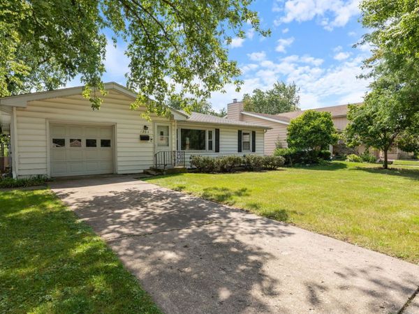 1206 Campbell Street , Joliet, IL 60435