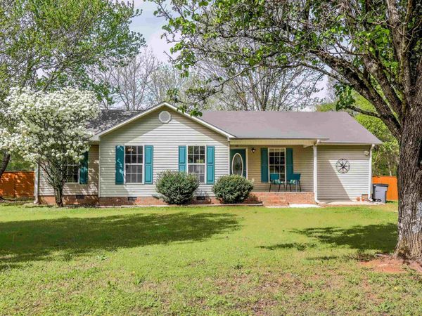 78 Shoals Paradise Dr, Florence, AL