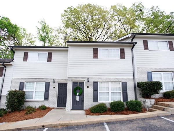 1802 Jackson Ave W #32, Oxford, MS 38655