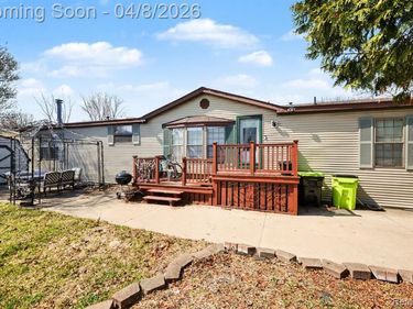 23312 Crystal Dr, Clinton Twp, MI 48036