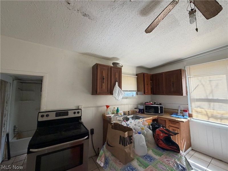 1369 E 41st Street, Cleveland, OH 44103 Photo 33