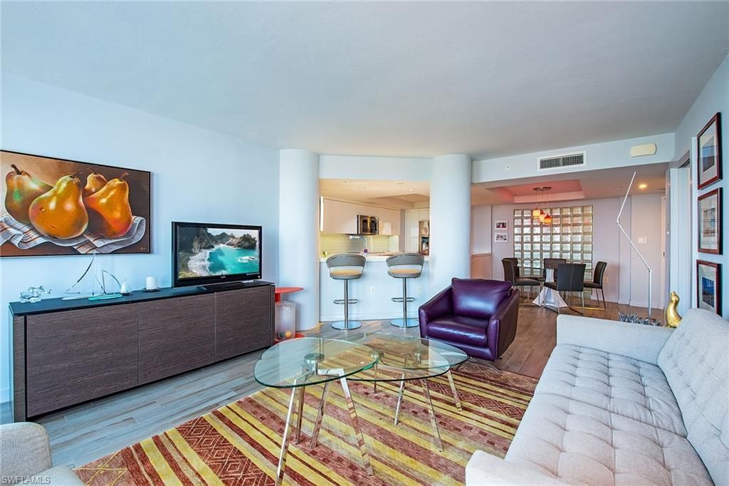 4751 Gulf Shore Blvd N, Unit 704, Naples, FL 34103 Photo