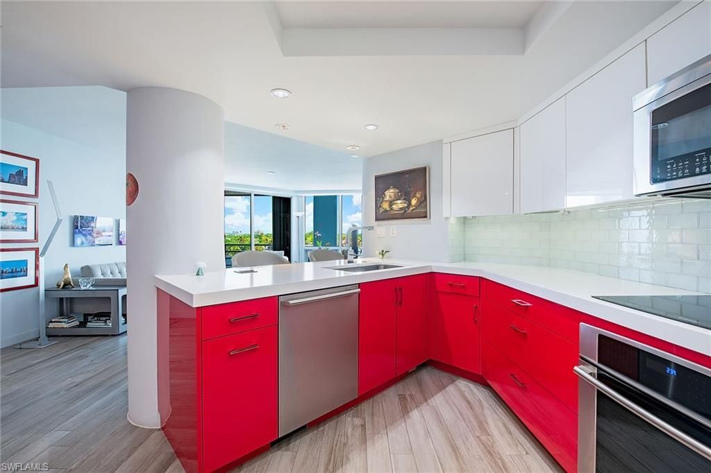 4751 Gulf Shore Blvd N, Unit 704, Naples, FL 34103 Photo