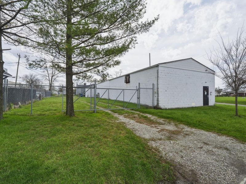 1069 Camden Avenue , Columbus, OH 43201 Photo 3