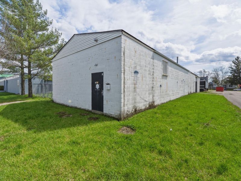 1069 Camden Avenue , Columbus, OH 43201 Photo 4