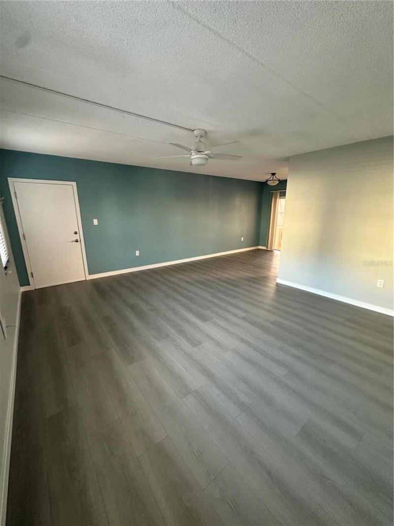 1153 Rue Des Rois, Unit 1B, South Pasadena, FL 33707 Photo