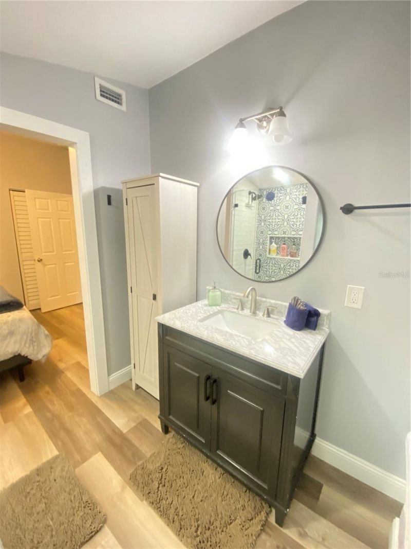 808 Grove Street N, Unit 808, Saint Petersburg, FL 33701 Photo