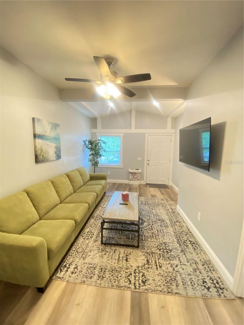 808 Grove Street N, Unit 808, Saint Petersburg, FL 33701 Photo