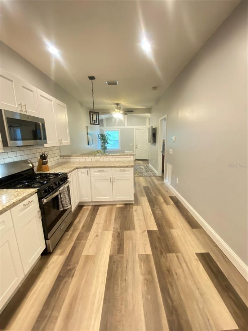 808 Grove Street N, Unit 808, Saint Petersburg, FL 33701 Photo