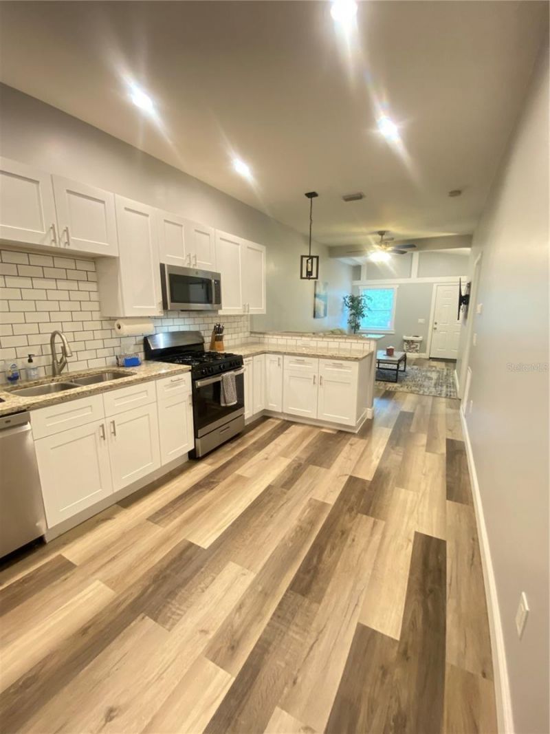 808 Grove Street N, Unit 808, Saint Petersburg, FL 33701 Photo