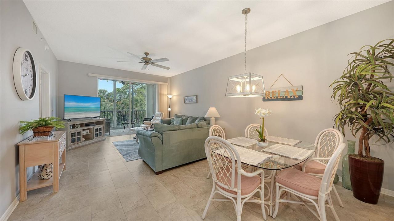 9630 Club South Circle, Unit 6202, Sarasota, FL 34238 Photo