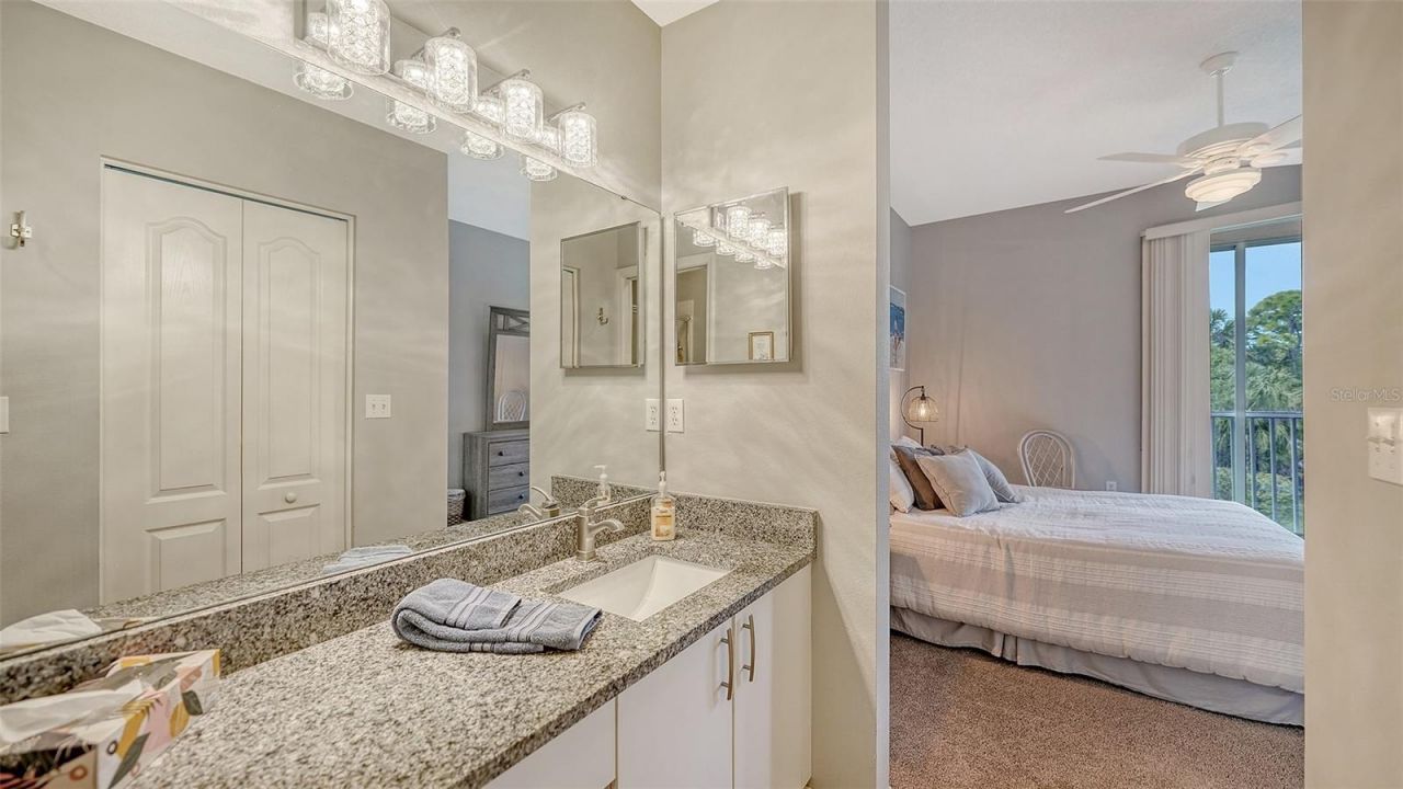 9630 Club South Circle, Unit 6202, Sarasota, FL 34238 Photo