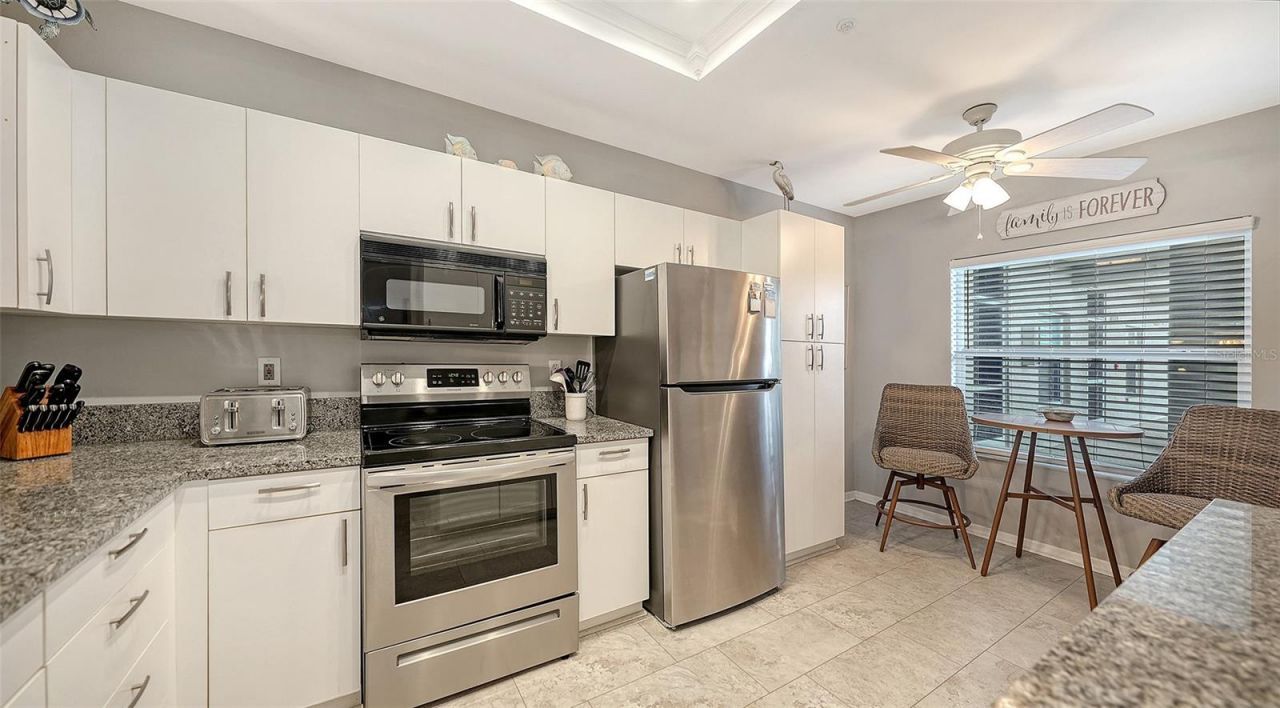 9630 Club South Circle, Unit 6202, Sarasota, FL 34238 Photo