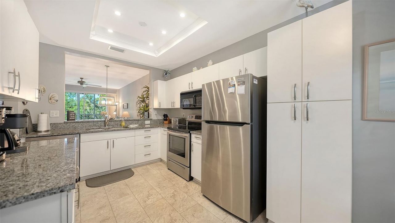 9630 Club South Circle, Unit 6202, Sarasota, FL 34238 Photo