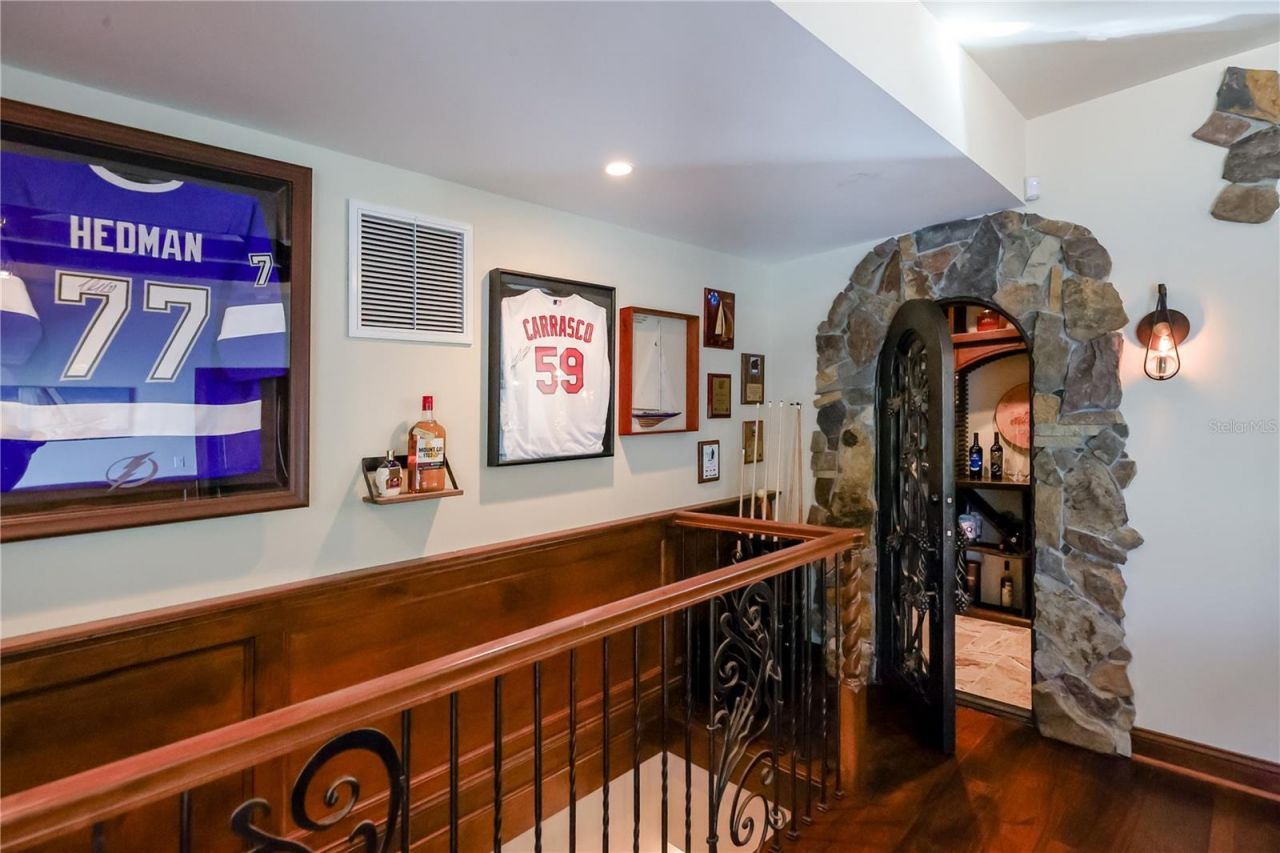 1368 Playmoor Drive, Palm Harbor, FL 34683 Photo