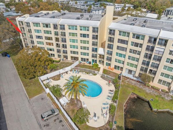 225 COUNTRY CLUB DRIVE, Unit F-1401, LARGO, FL 33771