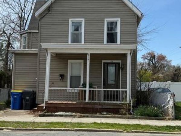 216 N WALNUT , MILFORD, DE 19963