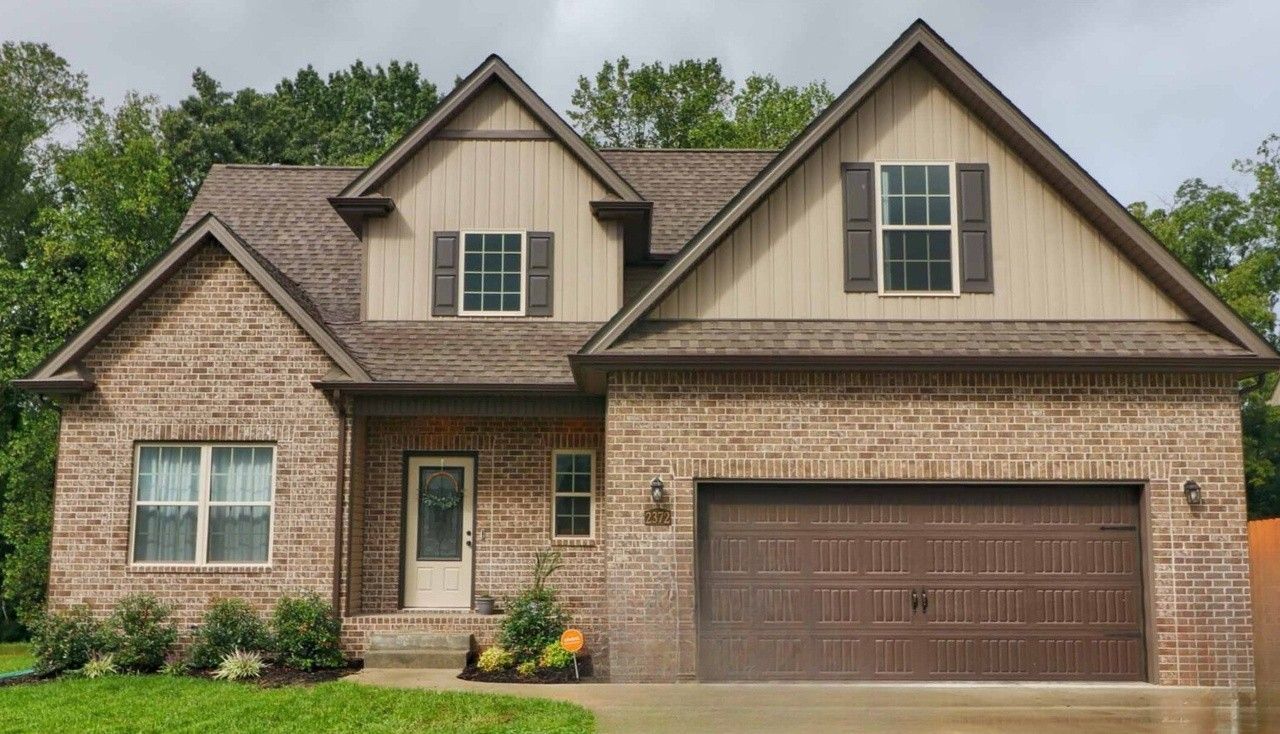 2372 Colston Dr , Clarksville, TN 37042 Main Photo