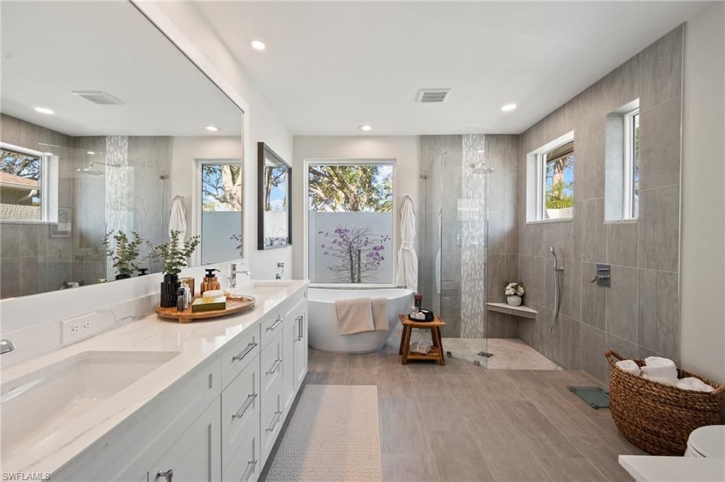 6625 New Haven Cir, Naples, FL 34109 Photo