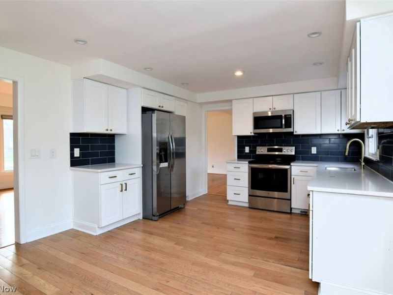 2828 Meldon Boulevard, Beachwood, OH 44122 Photo 14