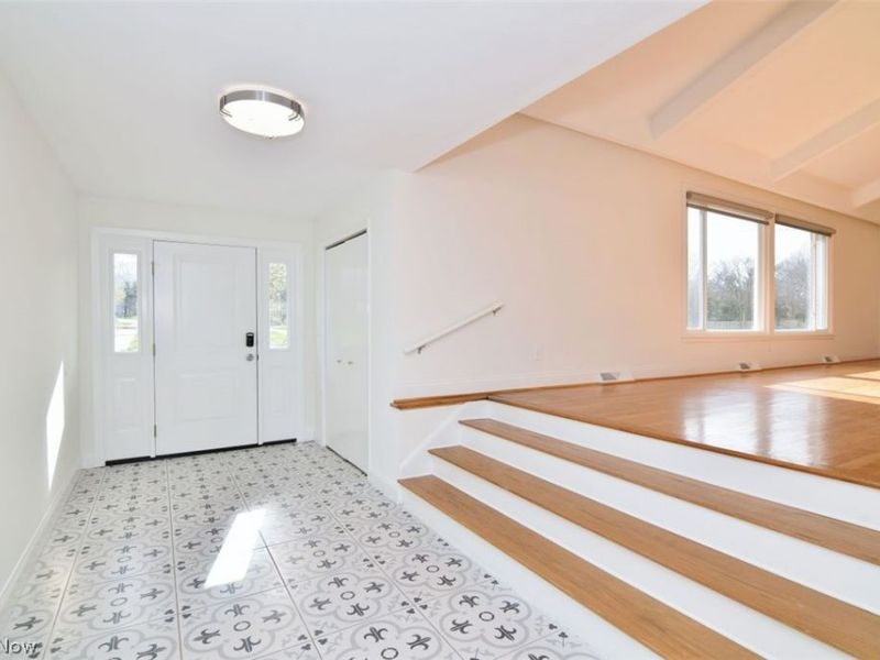 2828 Meldon Boulevard, Beachwood, OH 44122 Photo 4