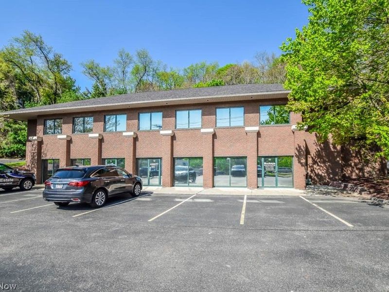 1375 S Main Street, North Canton, OH 44720 Photo 2