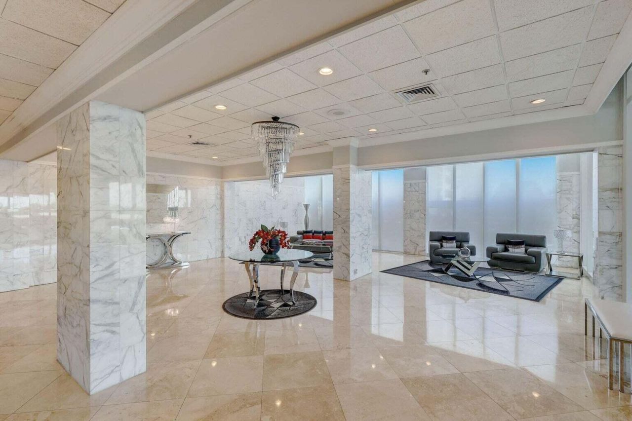 5440 N Ocean Drive, Unit 903, Singer Island, FL 33404 Photo