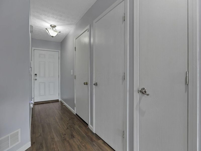 4230 Umiak Drive, Columbus, OH 43207 Photo 7