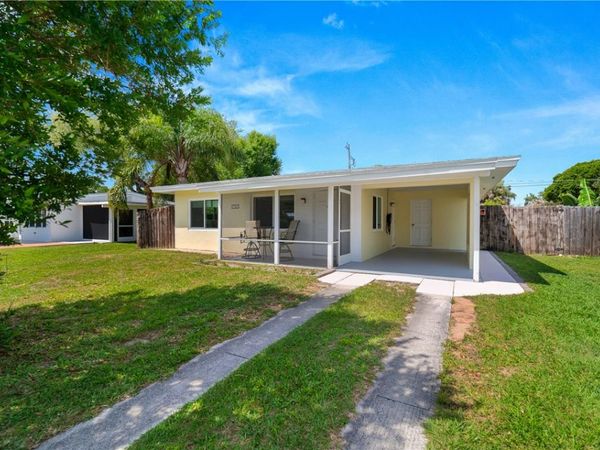 1751 5th Avenue, Vero Beach, FL 32960