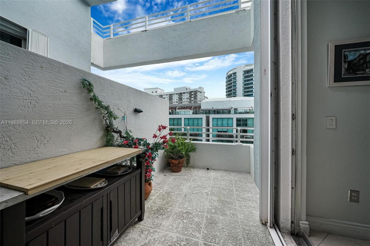5970 Indian Creek Dr, Unit PH-4, Miami Beach, FL 33140 Photo