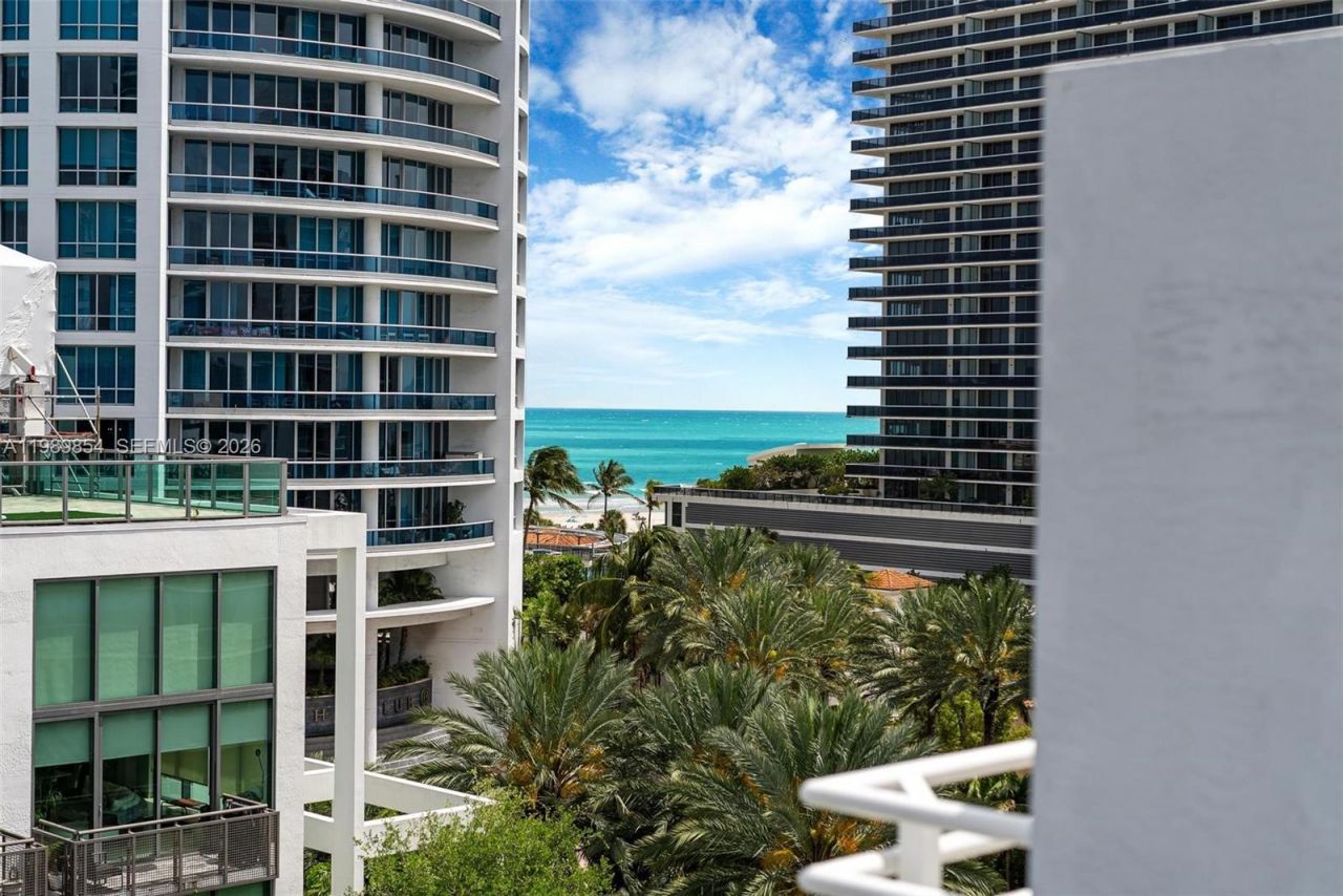 5970 Indian Creek Dr, Unit PH-4, Miami Beach, FL 33140 Photo