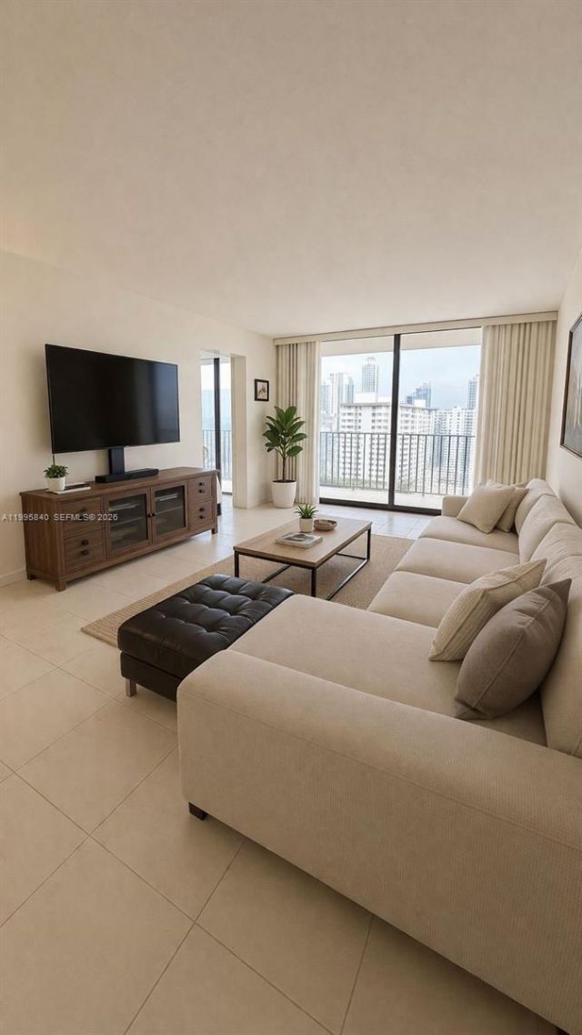 290 174th St , Unit 2211, Sunny Isles Beach, FL 33160 Photo