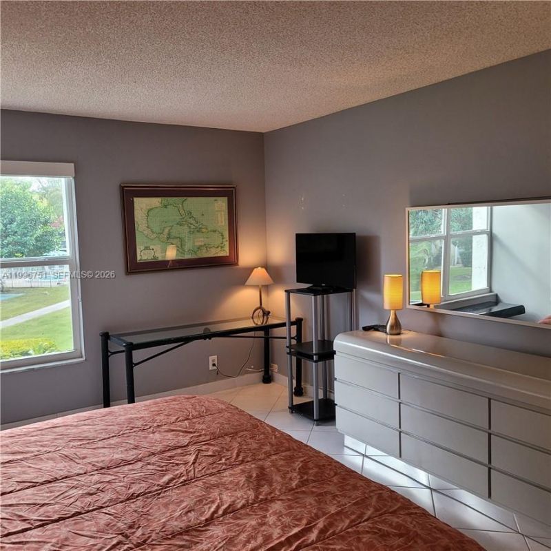 3774 Inverrary Blvd, Unit 206P, Lauderhill, FL 33319 Photo