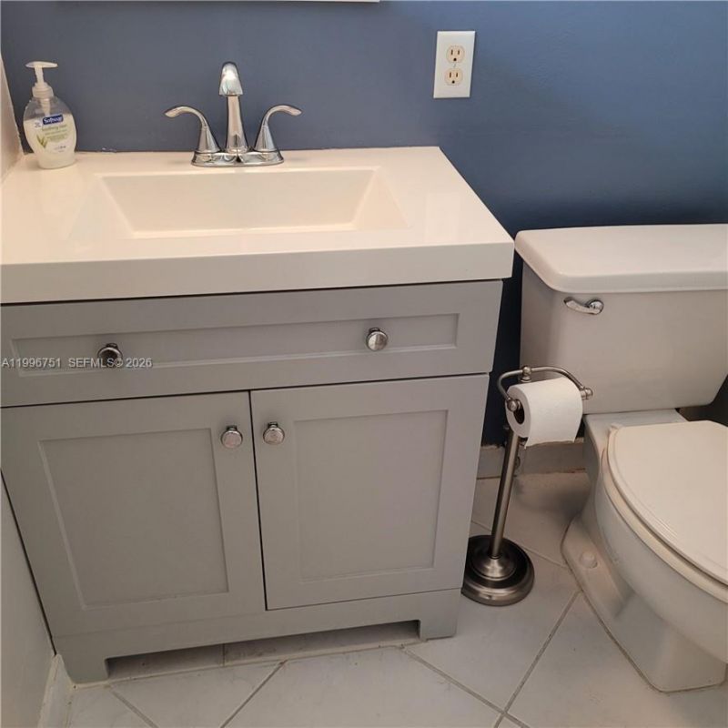 3774 Inverrary Blvd, Unit 206P, Lauderhill, FL 33319 Photo