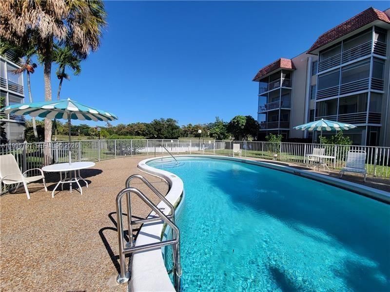 3774 Inverrary Blvd, Unit 206P, Lauderhill, FL 33319 Photo