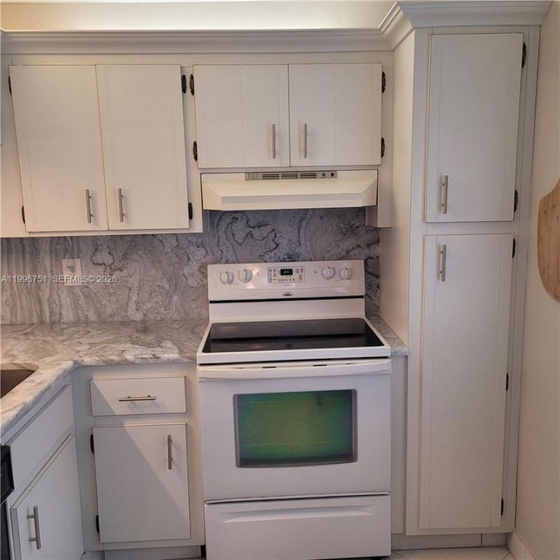 3774 Inverrary Blvd, Unit 206P, Lauderhill, FL 33319 Photo