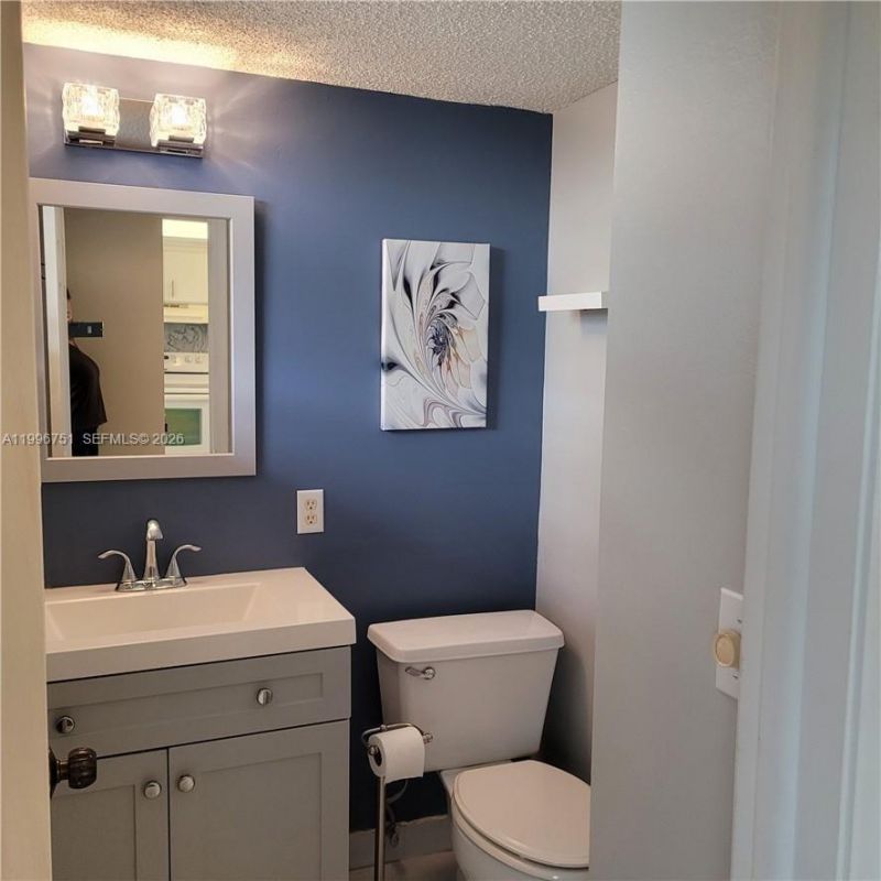 3774 Inverrary Blvd, Unit 206P, Lauderhill, FL 33319 Photo