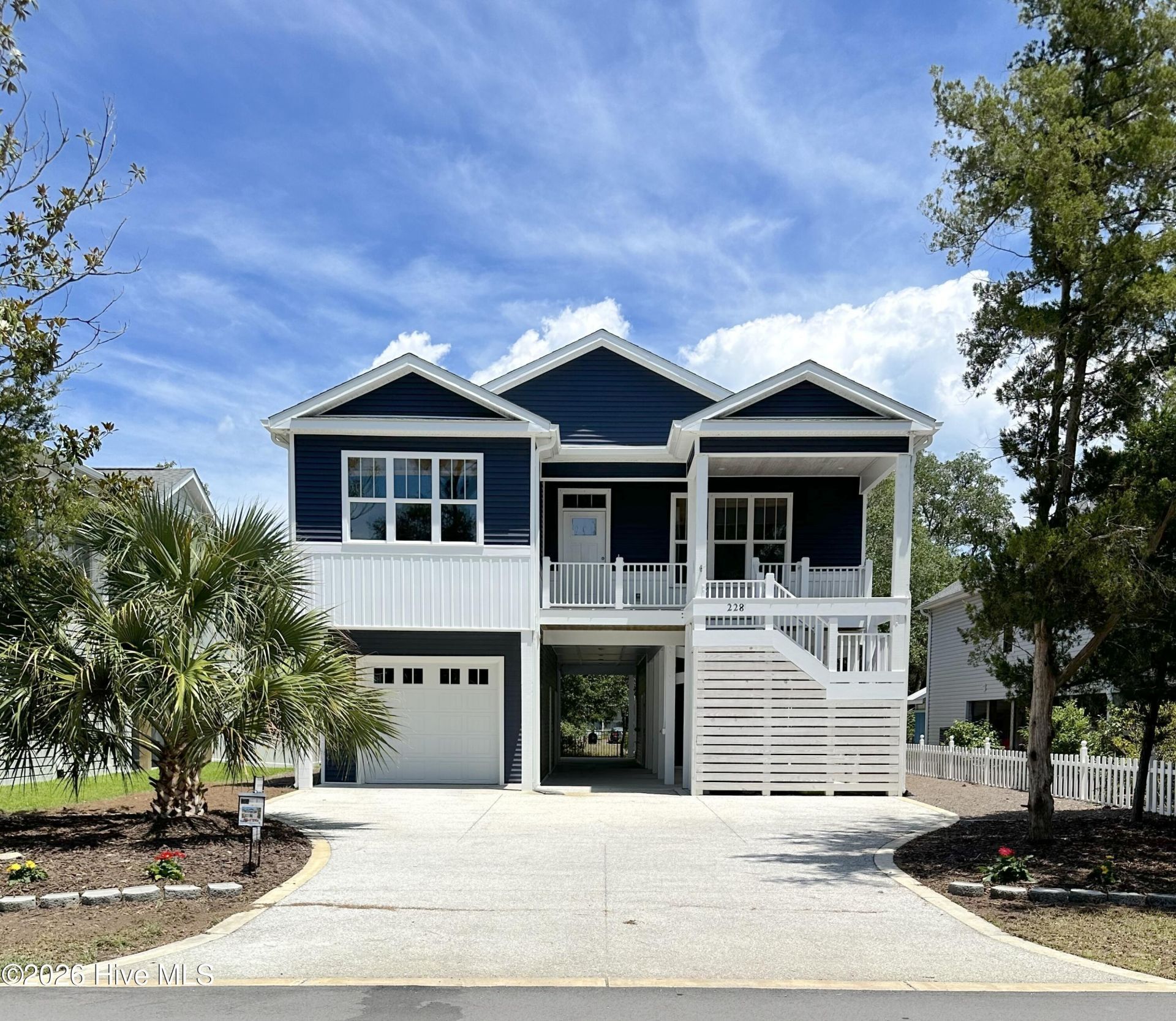 228 NE 38th Street, Oak Island, NC 28465 Main Photo