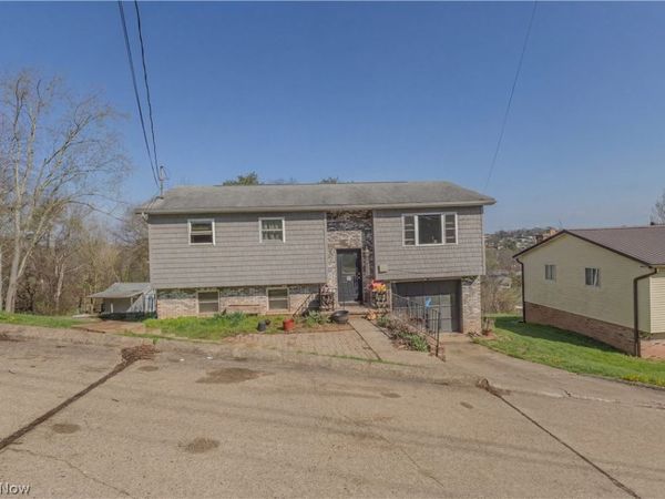 38 Southmoor Heights, Parkersburg, WV 26101