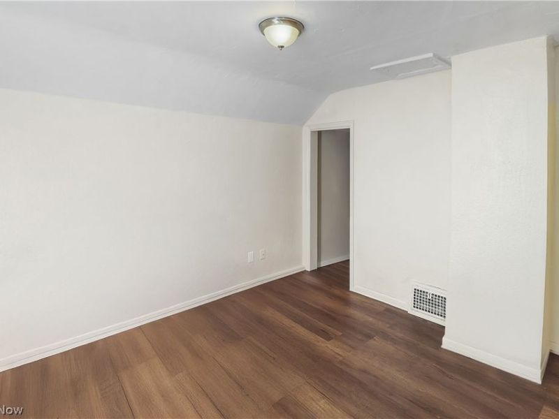 505 Brown Street, Akron, OH 44311 Photo 5