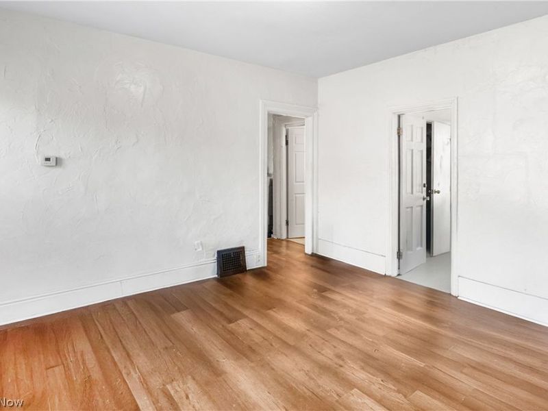 499 Brown Street, Akron, OH 44311 Photo 6