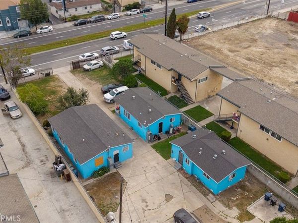 1941 E El Segundo, Compton, CA 90222